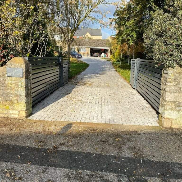 Driveway gates installed in Kingscliffe