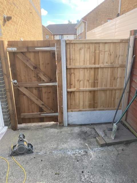 New Wooden Gate installed in Peterborough